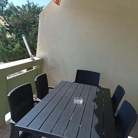 Apartmani Ana Вир Экстерьер фото