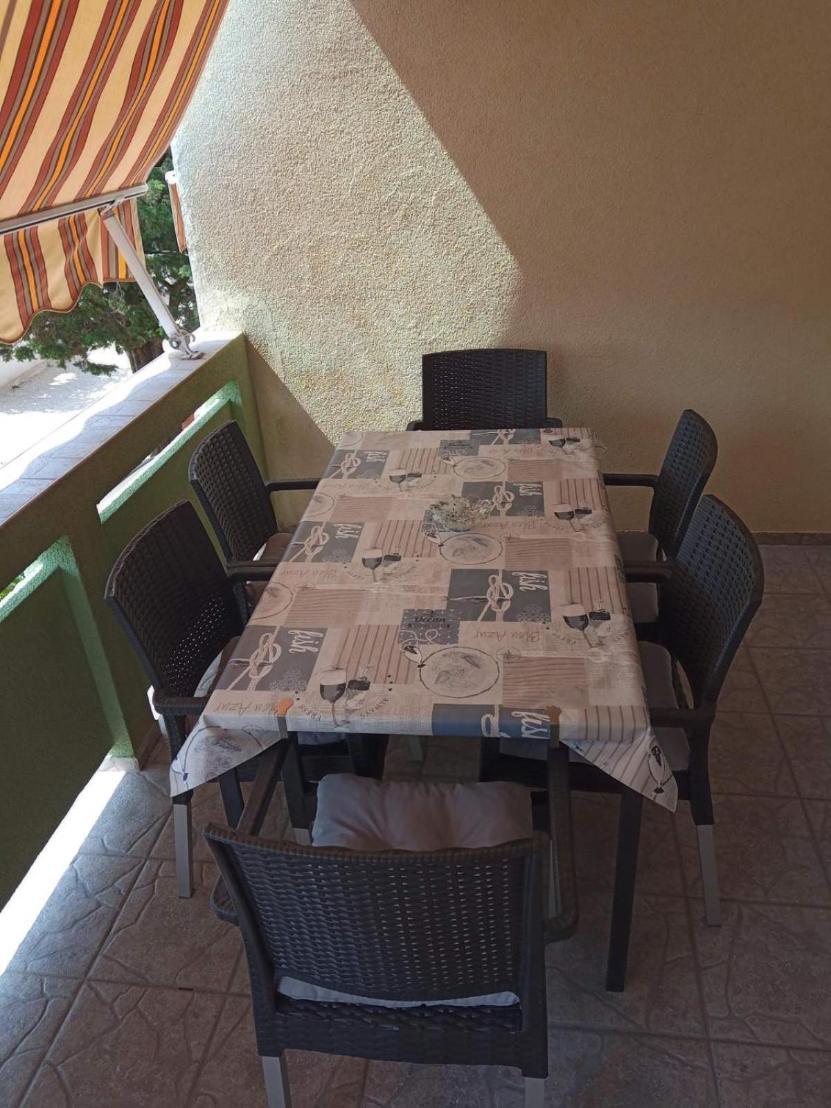 Apartmani Ana Вир Экстерьер фото