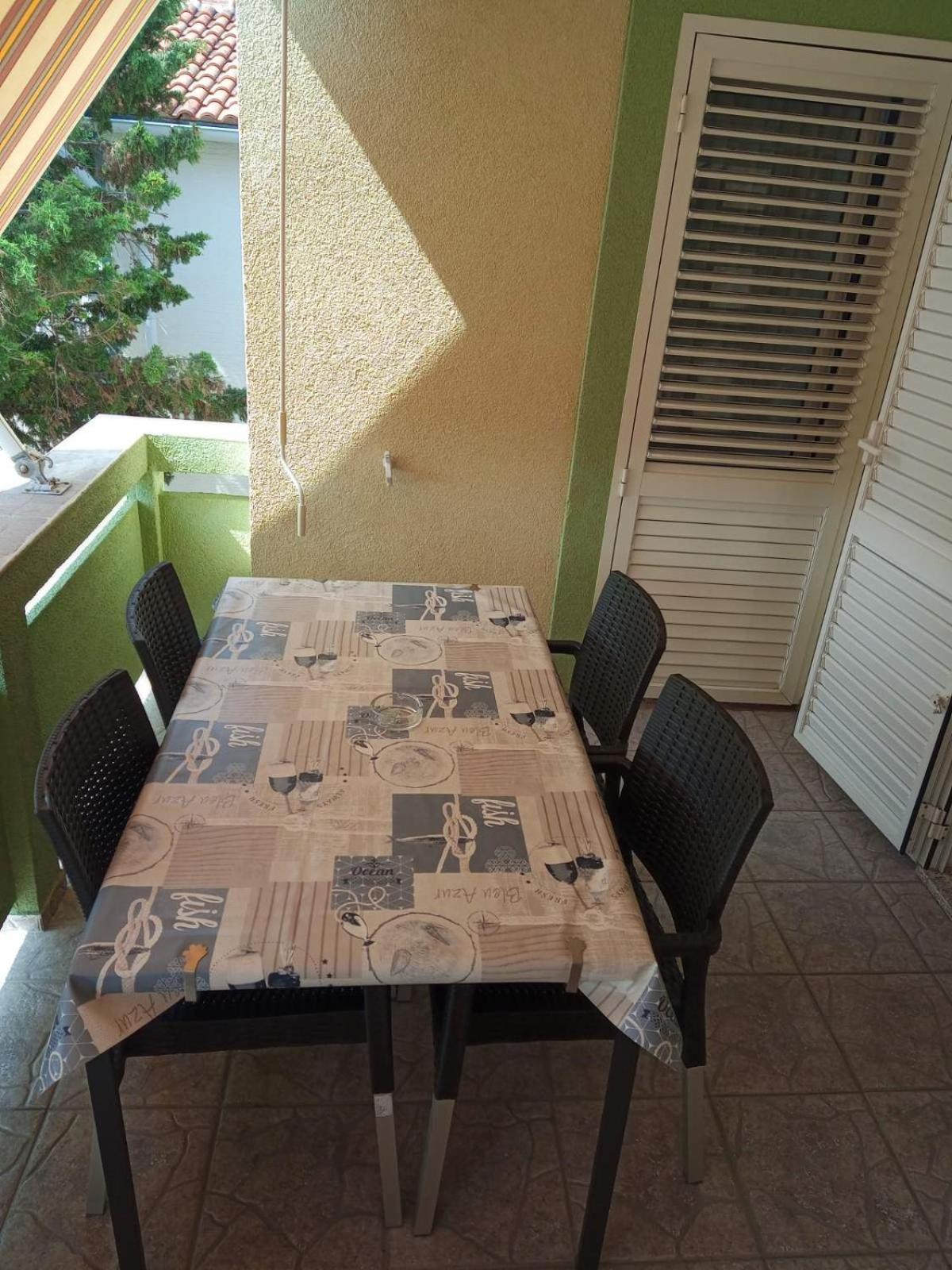 Apartmani Ana Вир Экстерьер фото