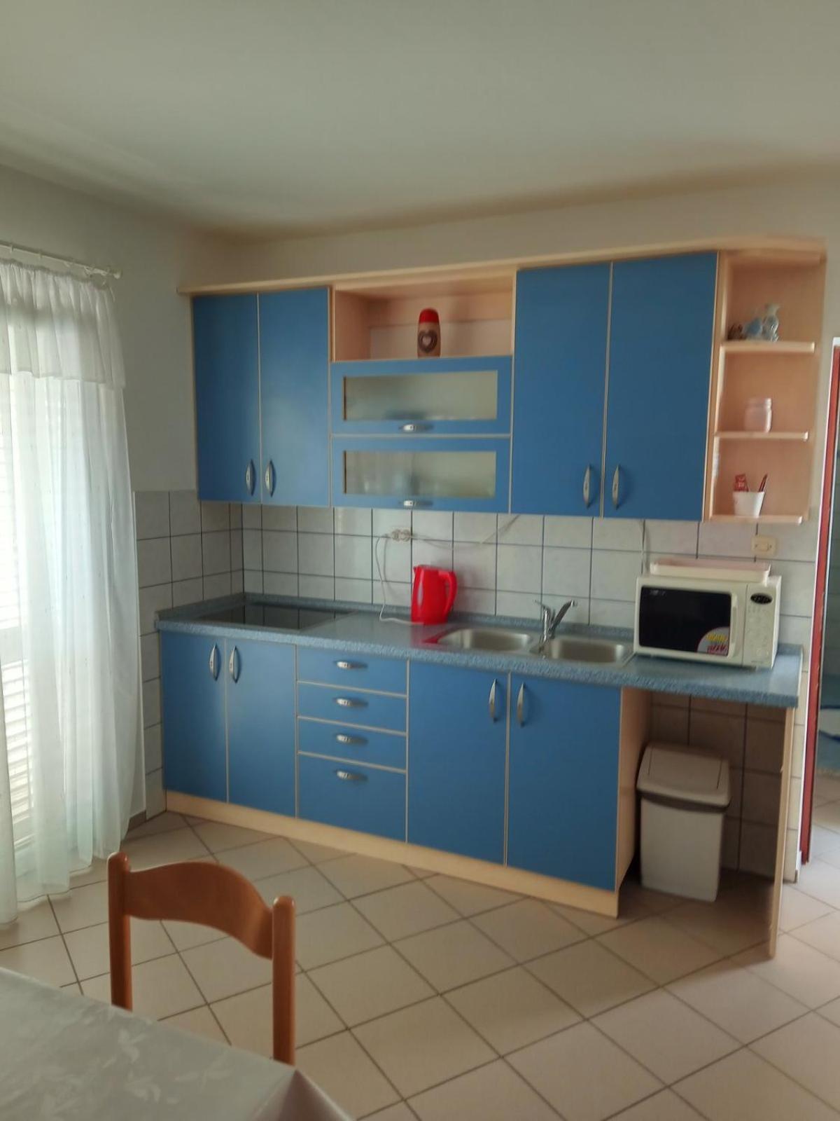 Apartmani Ana Вир Экстерьер фото