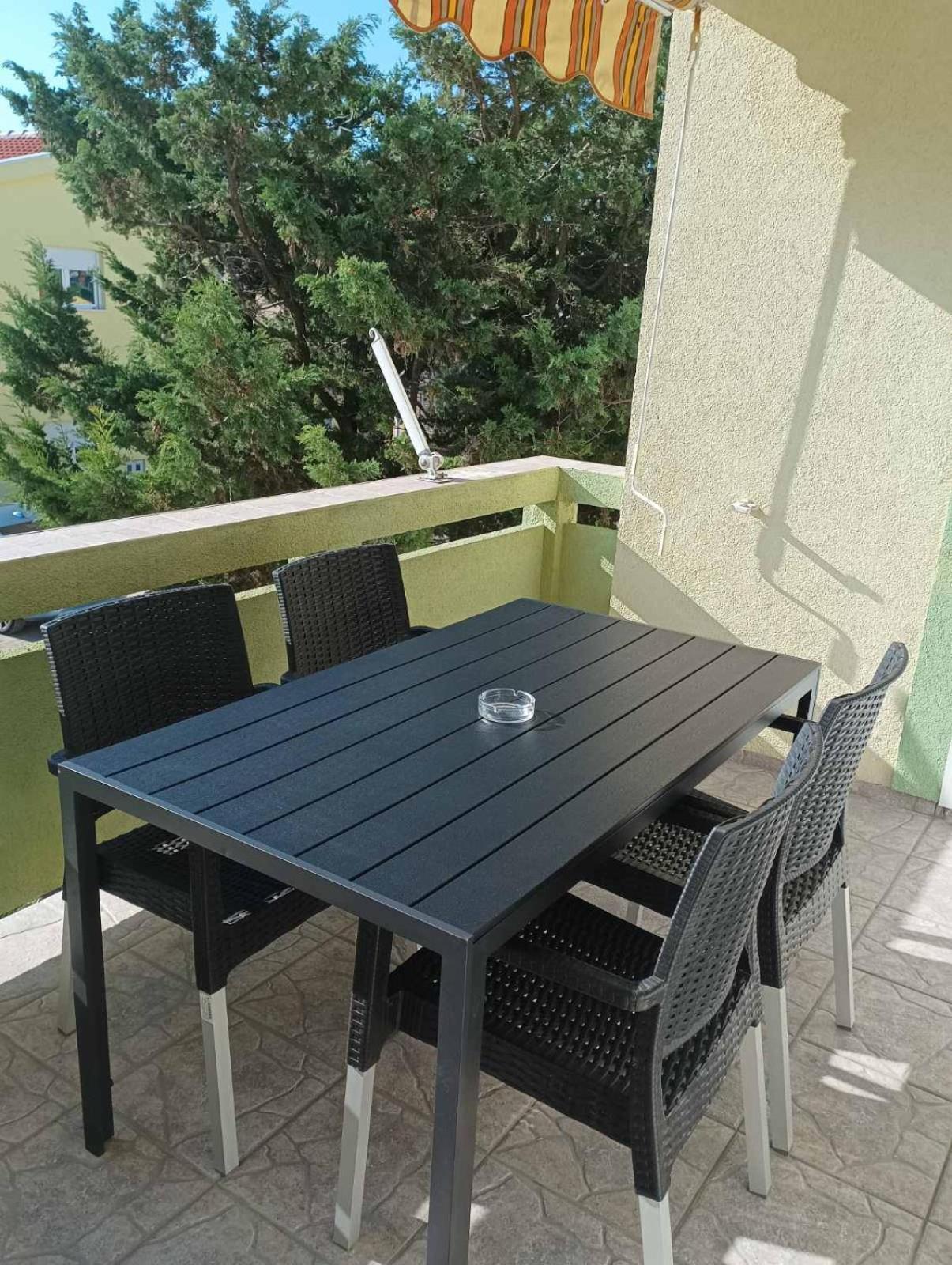 Apartmani Ana Вир Экстерьер фото