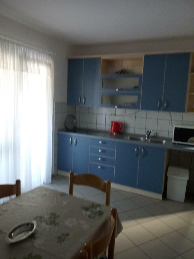 Apartmani Ana Вир Экстерьер фото